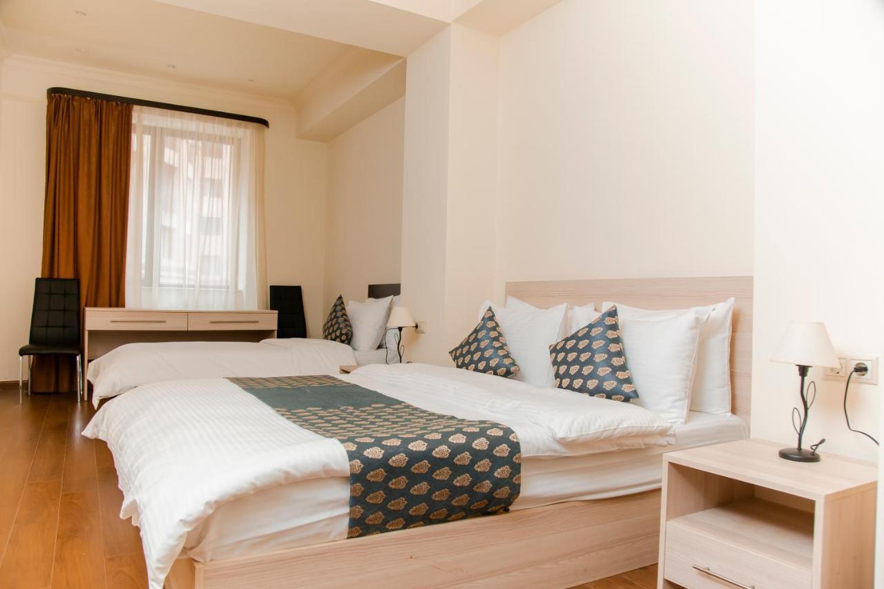 Appartement D&H Group à Erévan Extérieur photo